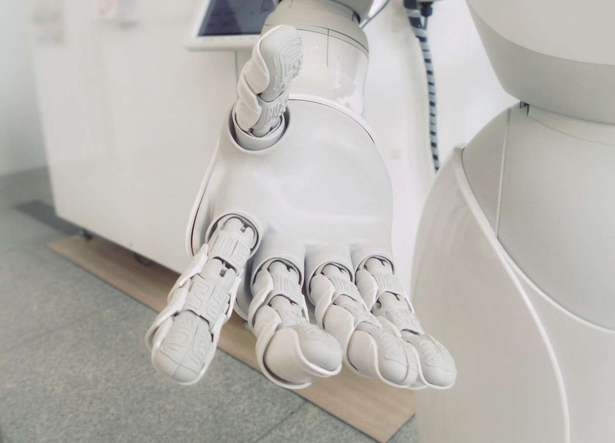 A humanoid robot head in profile, symbolising autonomous machine labour
